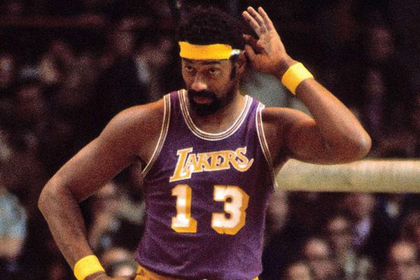 尤文王朝崩塌前夜！8000万神锋轰然倒下（尤文盛世将尽：8000万锋霸突然倒下）