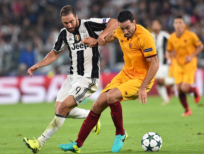 欧冠意甲连场破门，劳塔罗打破意甲4场进球荒（欧冠意甲双线连斩，劳塔罗结束意甲四场球荒）