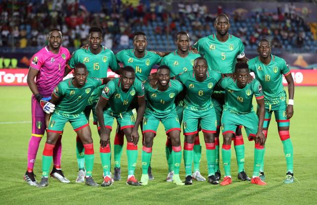 斯玛特谈詹姆斯复出：他球商极高，所有人因为他在场受益匪浅（斯玛特谈詹姆斯回归：顶级球商加持，全队受益良多）