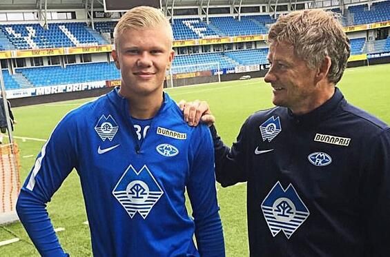 篮球火箭球员连续两场关键投篮命中