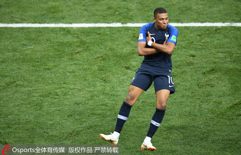 米体：家乡球队维亚雷焦深陷低迷，里皮对球员讲话鼓励他们