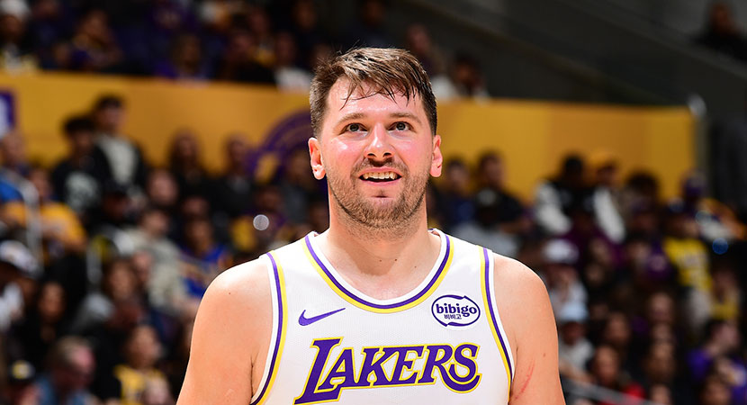 官方：本-戴维斯等3人因伤退出威尔士队大名单（威尔士队官宣：本-戴维斯与另外两人因伤无缘本期名单）