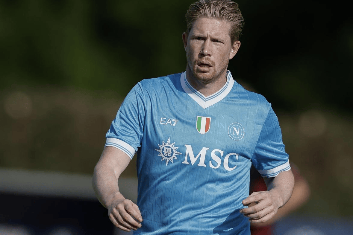 斯内德：姆巴佩会赢得2026年金球奖；没有人效力皇马时想离开（斯内德：姆巴佩将问鼎2026年金球；身在皇马没人想离队）