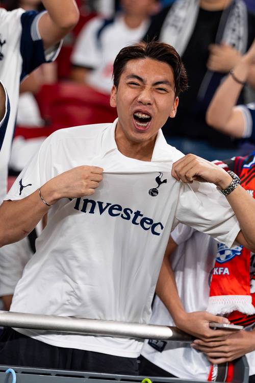 卡恩：如果卡尔延续良好状态，他在德国队站稳脚跟并不难（卡恩称卡尔若保持良好状态，坐稳德国队位置不成问题）