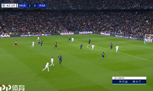 记者：阿莫林组建新的领导小组，包括B费、马奎尔、利马等人