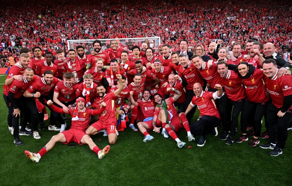 强强对话变菜鸡互啄？数据：热刺无缘＂三杀＂曼联（强强之战成互啄？数据：热刺恐无缘对曼联三连杀）